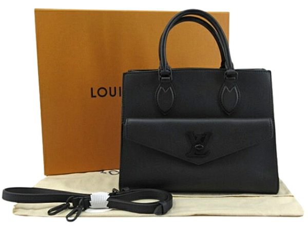 n46645 1 Louis Vuitton Calf Lock Me Tote PM Noir