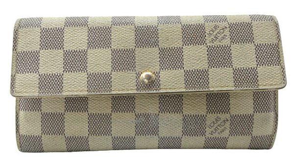 n46716 1 Louis Vuitton Damier Azur Portefeuille Sara Long Wallet Cream