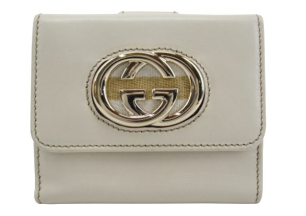 n47437 1 Gucci Interlocking G W Hook Short Wallet Cream