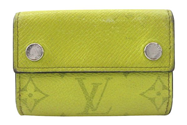 n47790 1 Louis Vuitton Taigarama Discovery Wallet Jaune