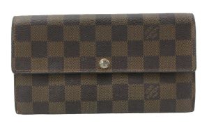 n49259 1 Louis Vuitton Pochette Clé Damier Ebene Bag Brown