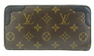 n50029 1 Louis Vuitton Naviglio Damier Azur Crossbody Leather White