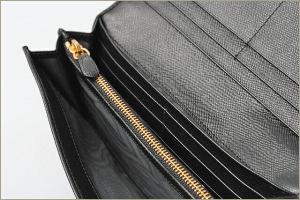 p 043 15 5 Prada Long Wallet Black