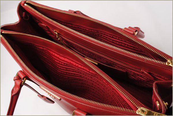 p 075 15 6 Prada 2way Handbag Saffiano Red