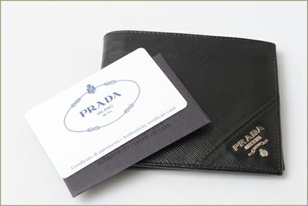 p 16 007 4 Prada Folding Wallet Saffiano Black