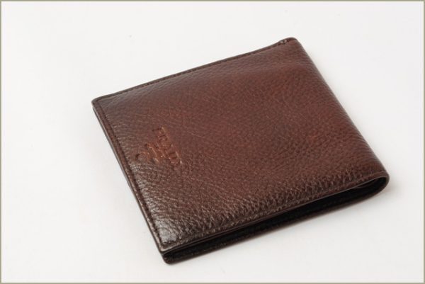 p 16 107 3 PRADA Wallet Oil Brown