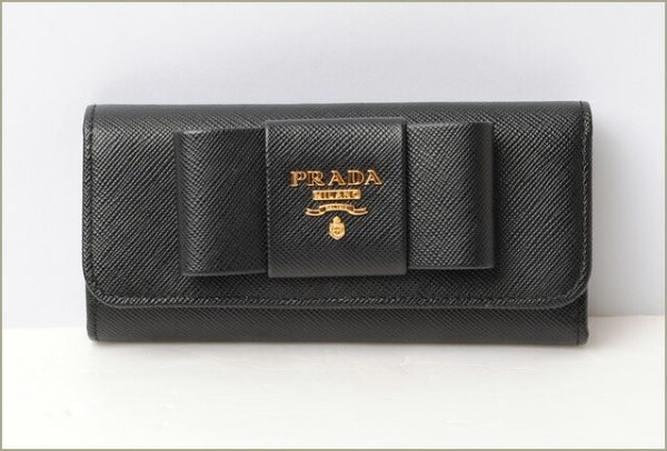 p 16 127 2 Prada Key Case 6 Rows Saffiano Fiocco Nero