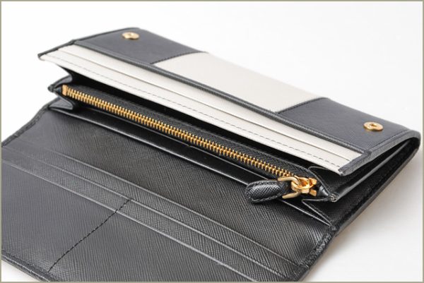 p 17 009 2 Prada Saffiano Long Wallet Talco Nero