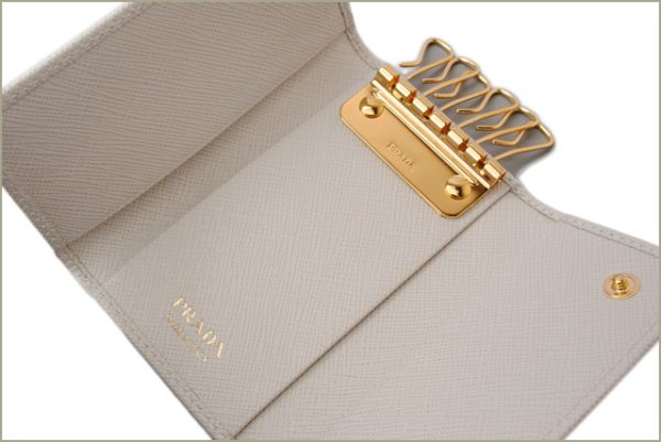 p 18 122 3 Prada Key Case Saffiano Off White