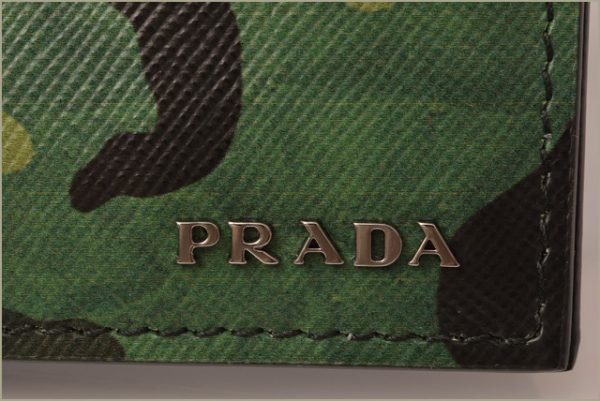 p 18 138 4 Prada Folding Wallet Bill Saffiano Camouf Prato