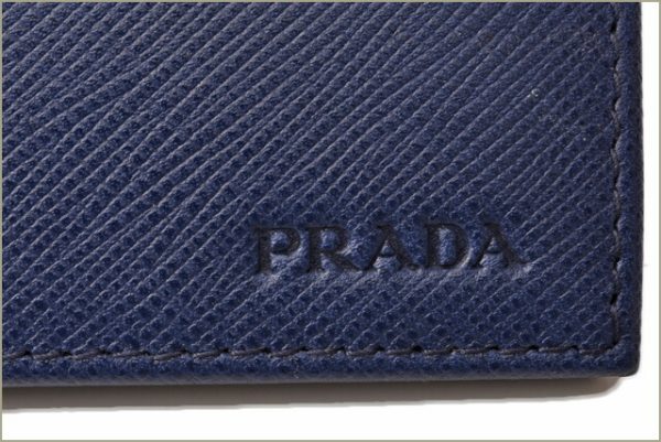 p 18 139 5 Prada Folding Wallet BillfSaffiano Inchiostro