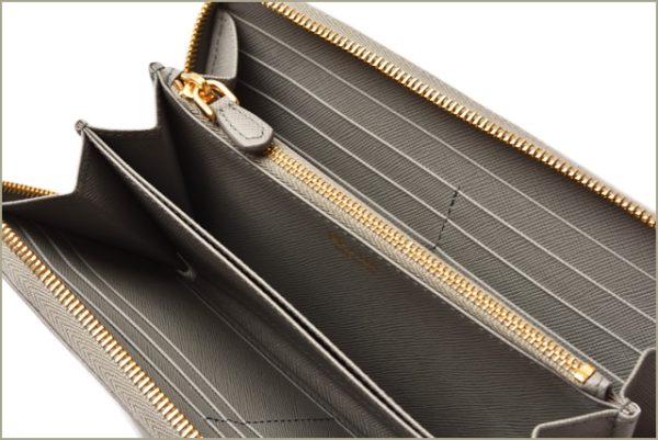 p 18 157 5 Prada Long Wallet Saffiano Metal Fiordaliso