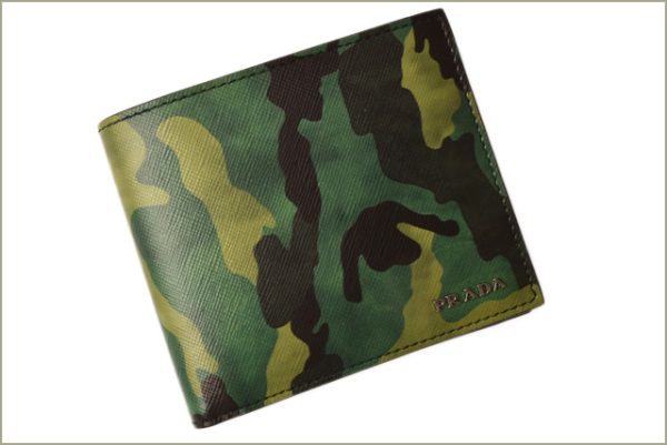 p 18 168 2 Prada Folding Wallet Saffiano Army Green