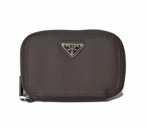 p 18 266 1 Bottega Veneta Pouch Leather Black