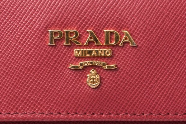 p 19 033 9 Prada Long Wallet Double Hook Peonia