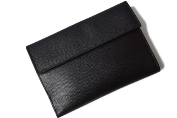 p 19 102 4 Prada Folding Wallet Saffiano Nero