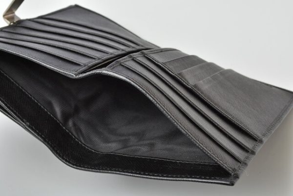 p 19 102 7 Prada Folding Wallet Saffiano Black