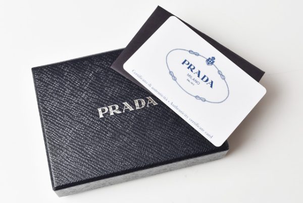 p 20 007 8 Prada Key Case Key Chain 6 Rows Vitello Grain Sesamo