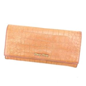 s435 Gucci Zip Around Wallet Compact Beige