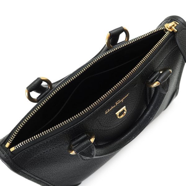 sftravelth 4 Ferragamo Tote Shoulder Bag Black