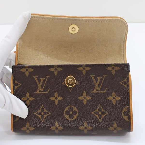 t2308 05 006044mn 04 Louis Vuitton Pochette Florentine Waist Pouch Monogram Brown