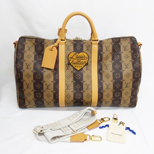 t2406 06 004710cs 09 Louis Vuitton Keepall Bandouliere 50 NIGO bag Monogram brown