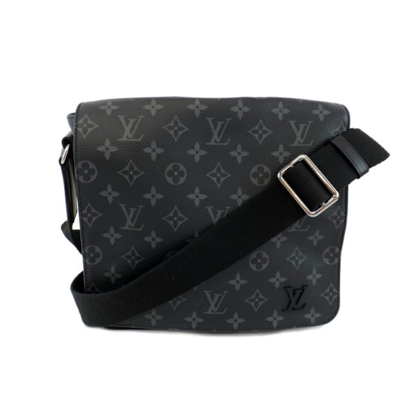 t2407 06 004886hm Louis Vuitton District PM LV Black Monogram Eclipse shoulder bag Monogram bag