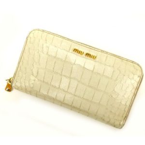 y991 Fendi Baguette Continental Long Wallet