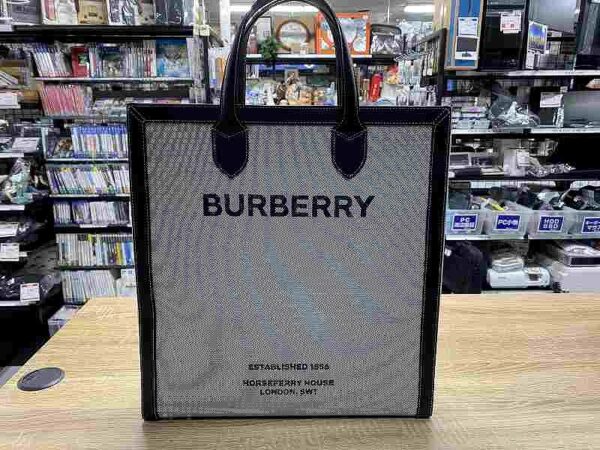 ycd205624822 1 Burberry 2WAY Tote Bag Horseferry Black