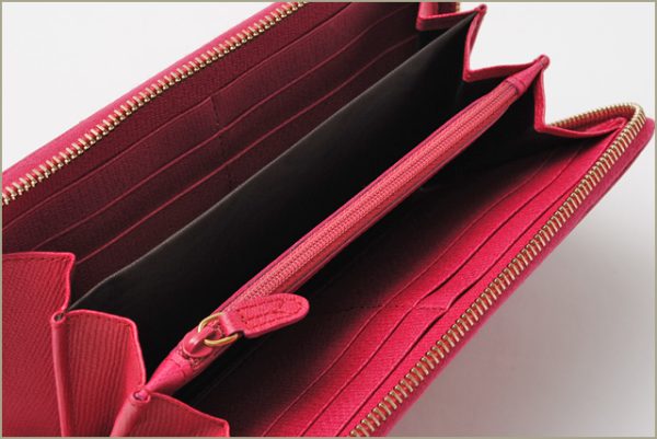 ysl 212 4 Yves Saint Laurent Long Wallet Textured Pink