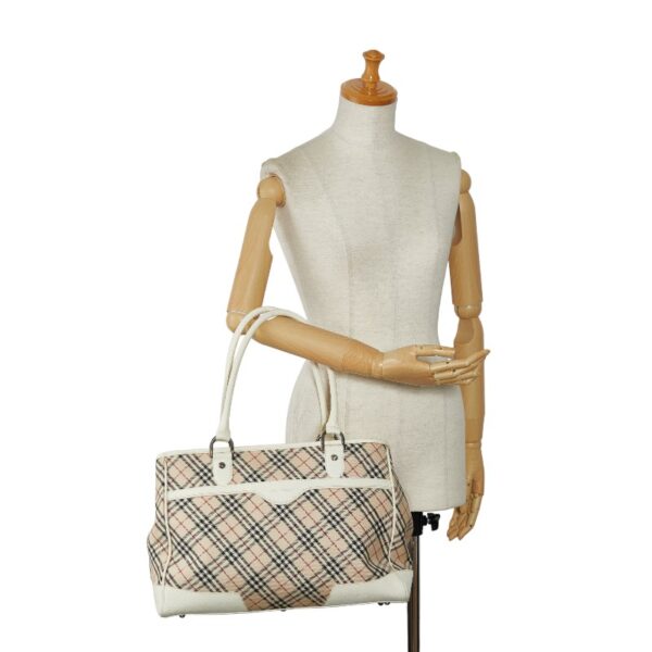 1 0147434 9 Burberry Nova Check Tote Bag White Beige