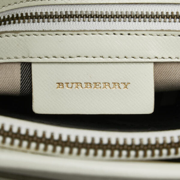 1 0150072 7 Burberry Nova Check Tote Bag White