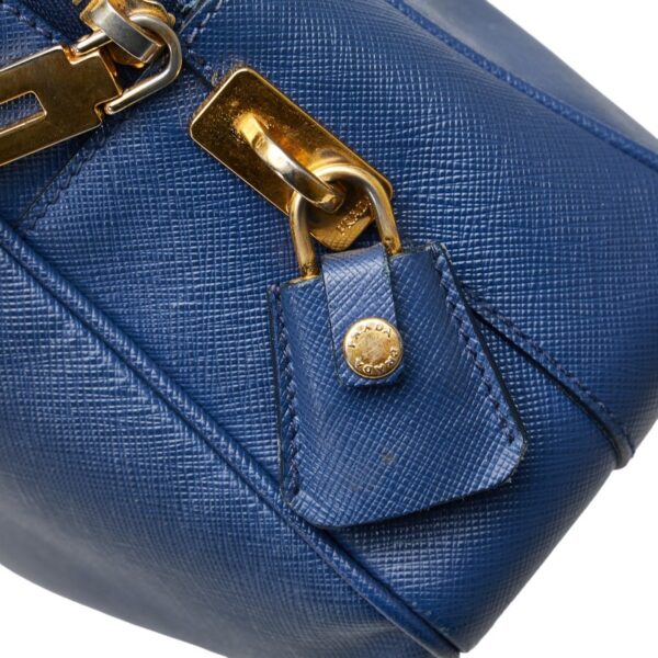 1 0155997 11 Prada Triangle Plate Saffiano Tote Bag Blue