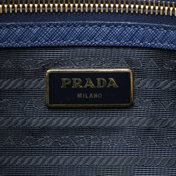 1 0155997 9 Prada Triangle Plate Saffiano Tote Bag Blue