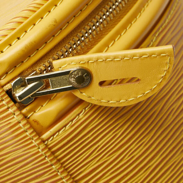 1 0156337 8 Louis Vuitton Epi Cannes Vanity Bag Tassili Yellow