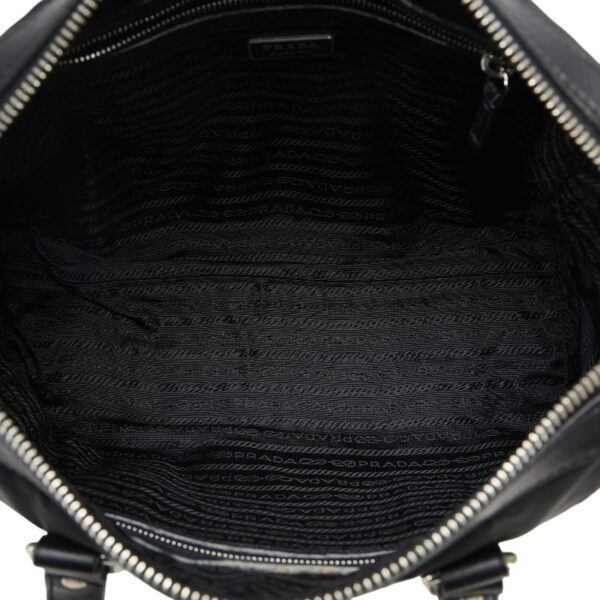 1 0157132 8 Prada Triangle Plate Nylon Tote Bag Black