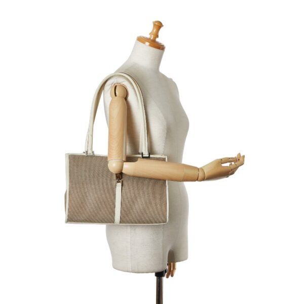 1 0157156 10 Gucci Jackie Shoulder Bag Beige