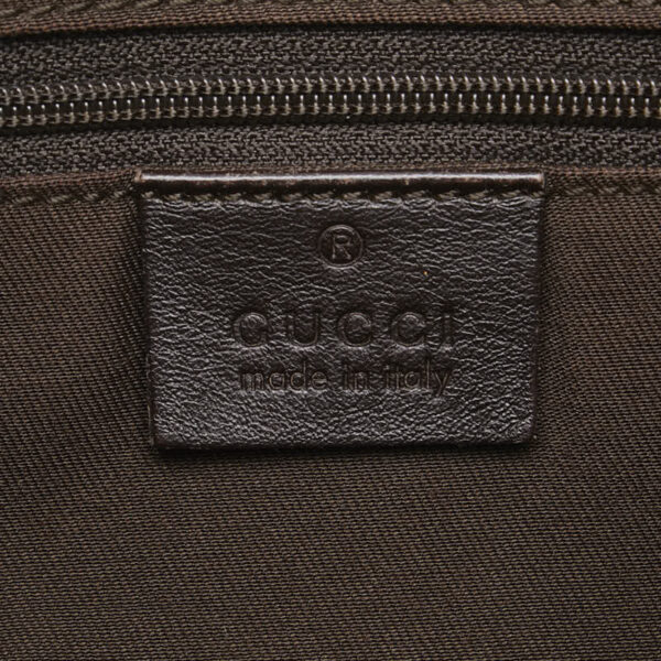 1 0157727 8 Gucci GG Abbey One Shoulder Bag Brown