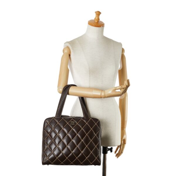 1 0160380 9 Chanel Matelasse Wild Stitch Tote Bag Lambskin Brown