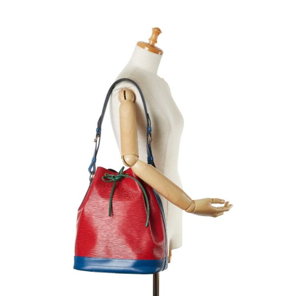 1 0160678 12 Louis Vuitton Epi Noe Tricolor Shoulder Bag Red Blue Green