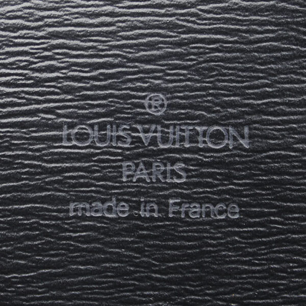 1 0160698 8 Louis Vuitton Epi Cluny Shoulder Bag Noir