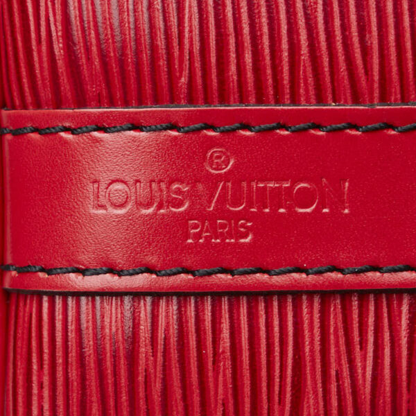 1 0160717 10 Louis Vuitton Epi Petit Noe Shoulder Bag Castilian Red