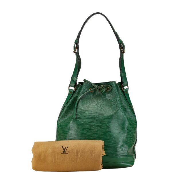 1 0161754 12 Louis Vuitton Epi Noe Shoulder Bag Borneo Green