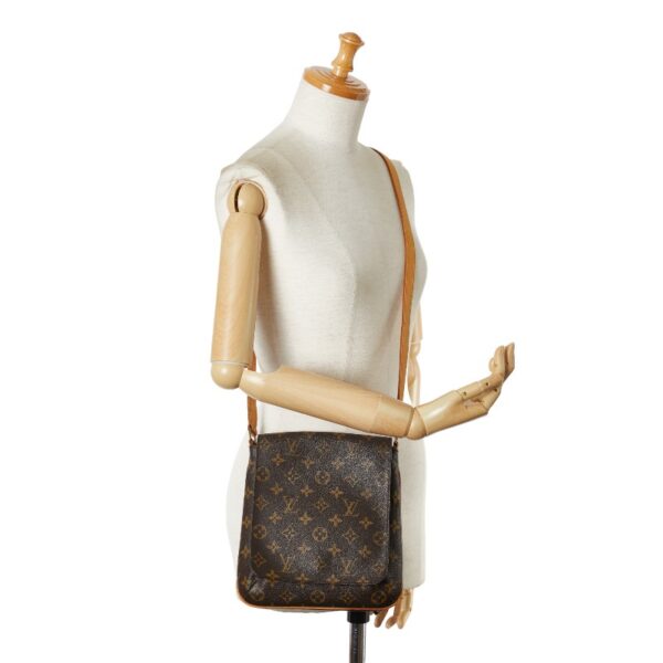 1 0162166 11 Louis Vuitton Monogram Musette Salsa Long Crossbody Shoulder Bag Brown