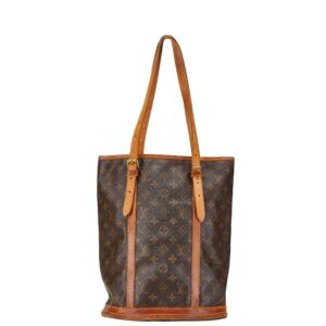 1 0162354 1 Louis Vuitton Taiga Sasha Shoulder Bag Boreal Navy