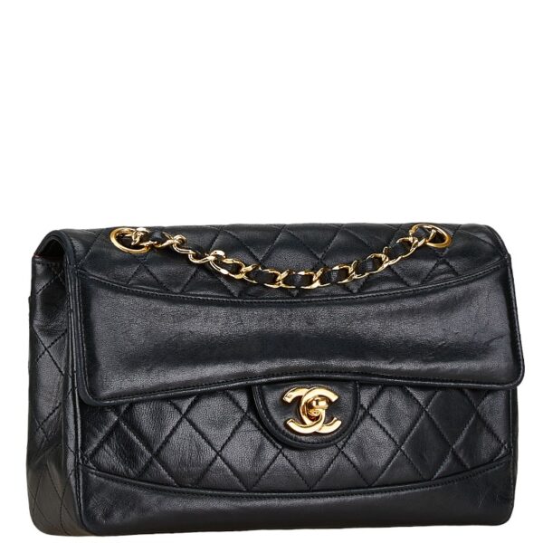 1 0164110 2 Chanel Matelasse Chain Shoulder Bag Lambskin Black