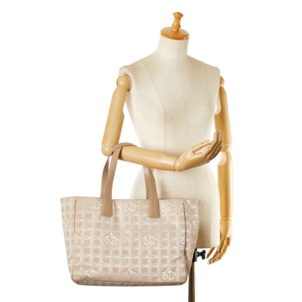 1 0165866 10 Chanel Line Tote Bag Nylon Beige