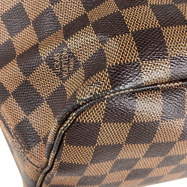 1000034105046 13 Louis Vuitton Neverfull MM Shopping Tote Bag Damier Brown