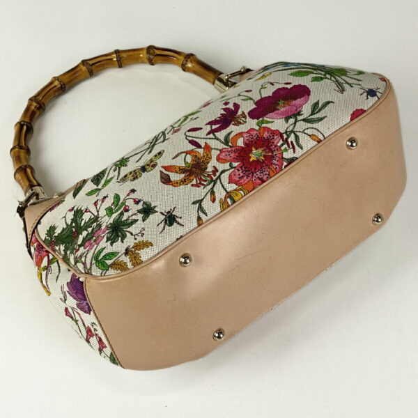 1000036439163 12 Gucci Bamboo Flora Studded Floral Pattern Handbag Beige Multicolor