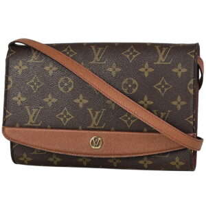 1000047255790 11 Louis Vuitton Monogram Handbag Petite Sac Plat